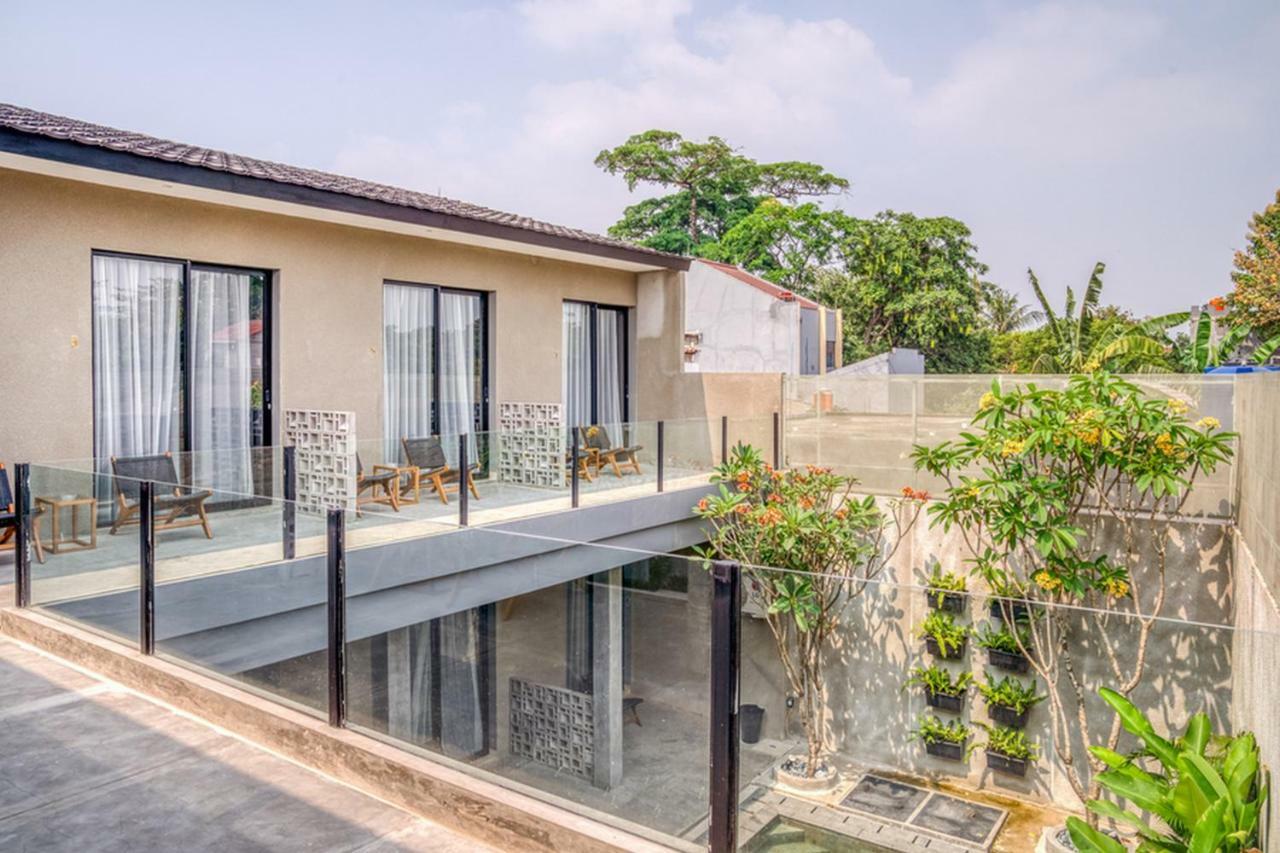 RedDoorz Syariah Premium At Cilandak Timur 2 Jakarta Luaran gambar